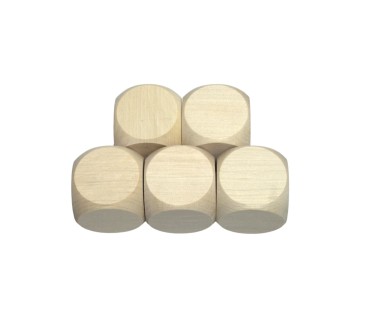 Raw Wooden Dice Set 5 pcs – Beech Wood 3 cm Cubes