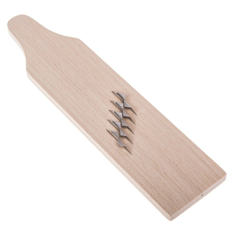 Wooden World Small Beech Wood Onion Grater with Metal Teeth 24cm – Compact Manual Kitchen Tool Wooden World Small Beech Wood Onion Grater with Metal Teeth 24cm – Compact Manual Kitchen Tool
