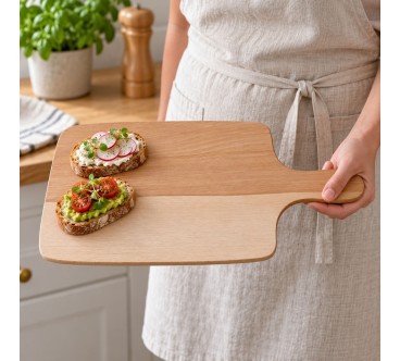Oiled Beech Board with Handle 38.5 x 22 cm | Wooden World
